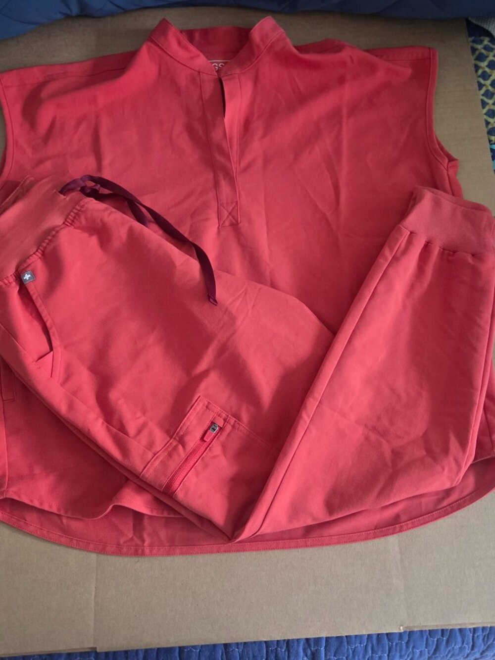 FIGS Coral Pink Scrub Set | Rafaela Mandarin Top & Zamora Joggers Like New
